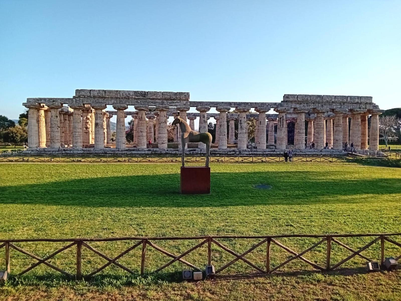 Nuova Luna Salerno Exterior foto